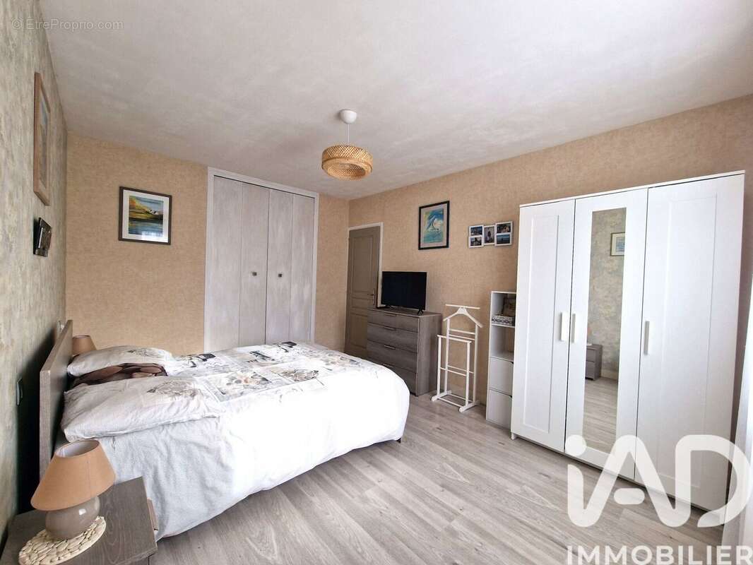 Photo 8 - Maison à LA CHAPELLE-HERMIER