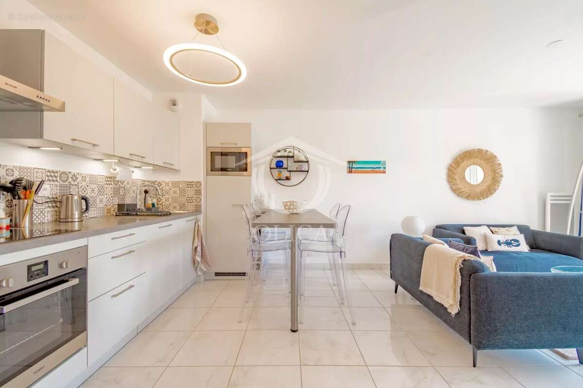 Appartement à VALBONNE