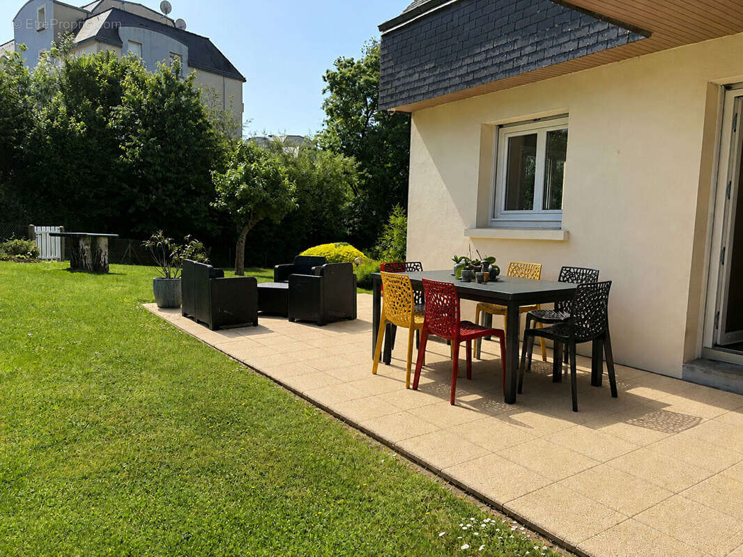 Maison à LOCMINE