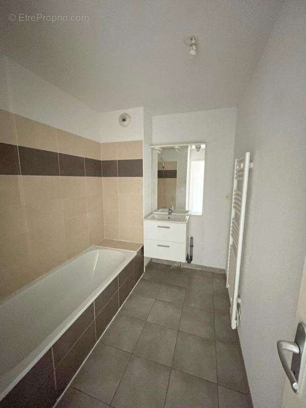 Appartement à CEPET