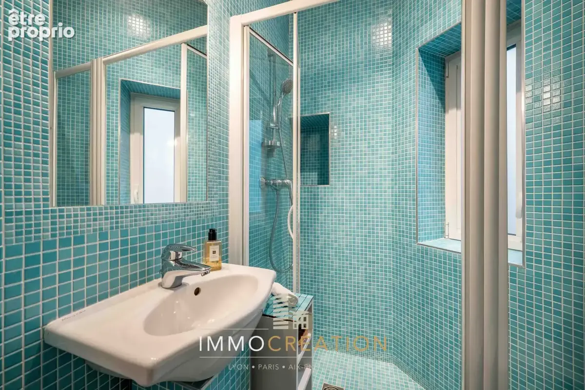 CŒUR AINAY   Prestigieux et chaleureux appartement de 5 pièces à vendre LYON 2 - photo 11