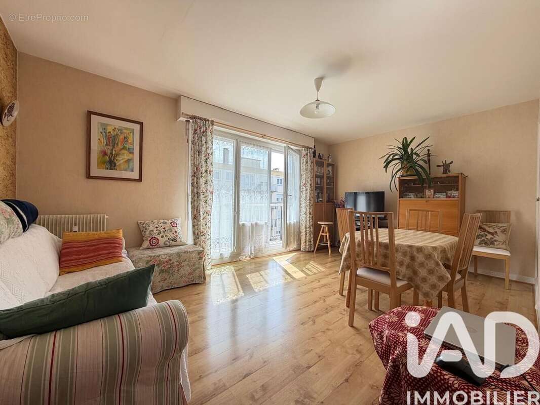 Photo 2 - Appartement à BRETIGNY-SUR-ORGE