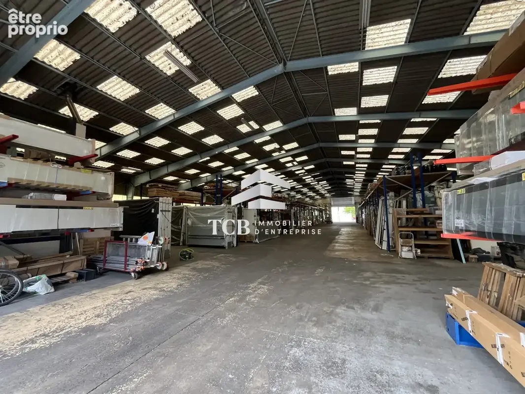 Commerce 2 088 m² à vendre à Treillieres (44119) - photo 2