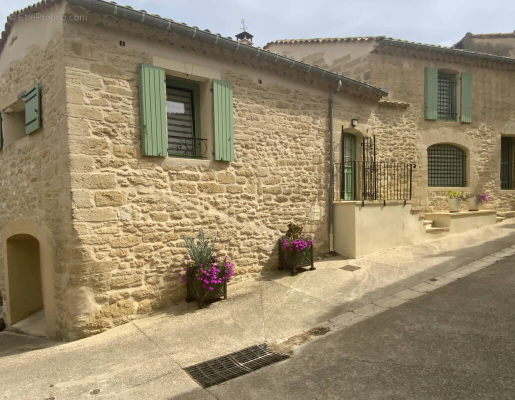 Maison à UZES