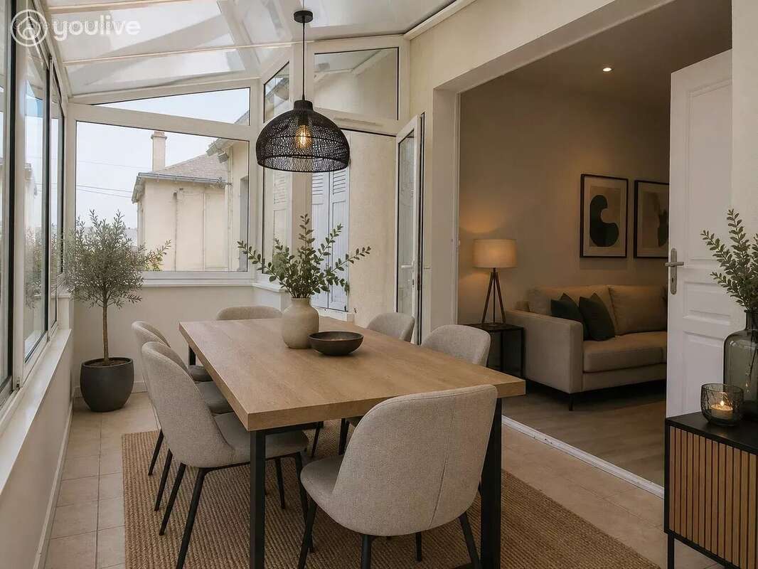 Une maison familiale aux beaux volumes dont T2 indépendant et terrain de plus de 1 100 m² - photo 4
