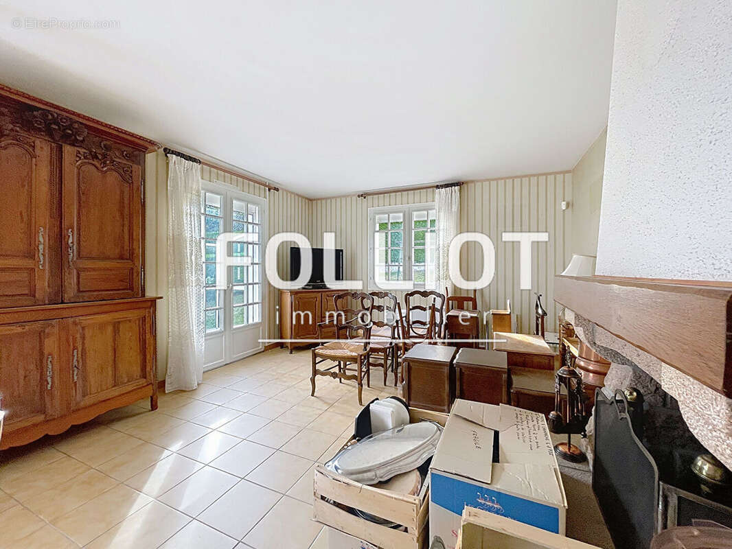 Maison à BRETTEVILLE-SUR-ODON