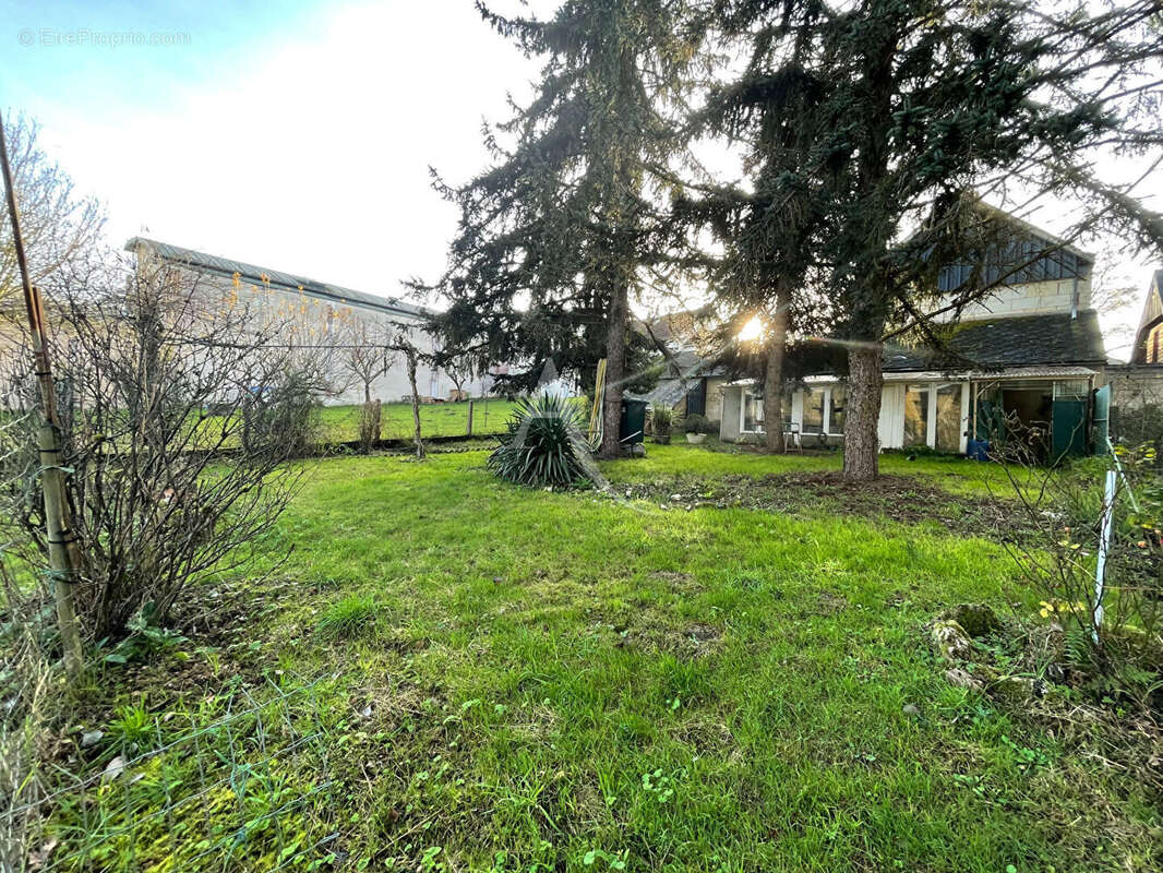 Maison à FAVEROLLES-SUR-CHER