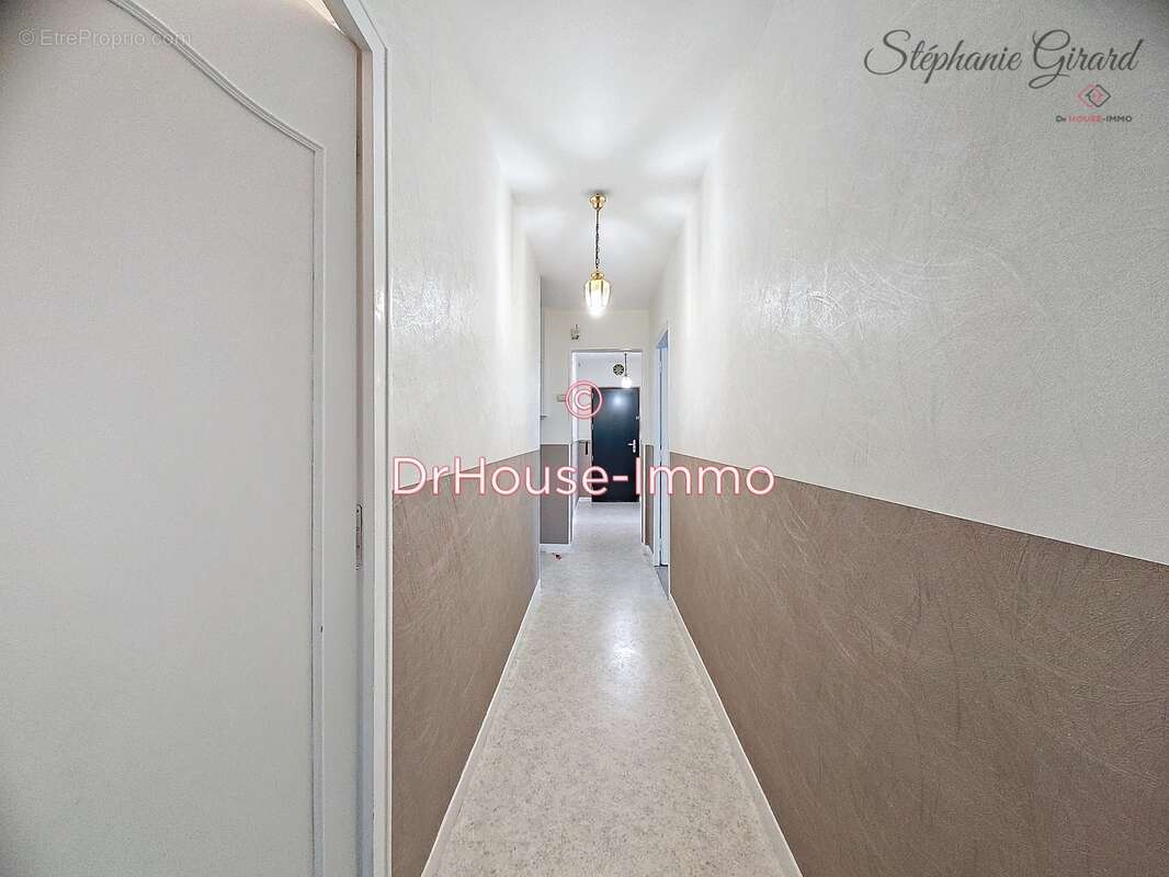 Appartement 91 m² à Saint-Jean-De-La-Ruelle  - photo 63