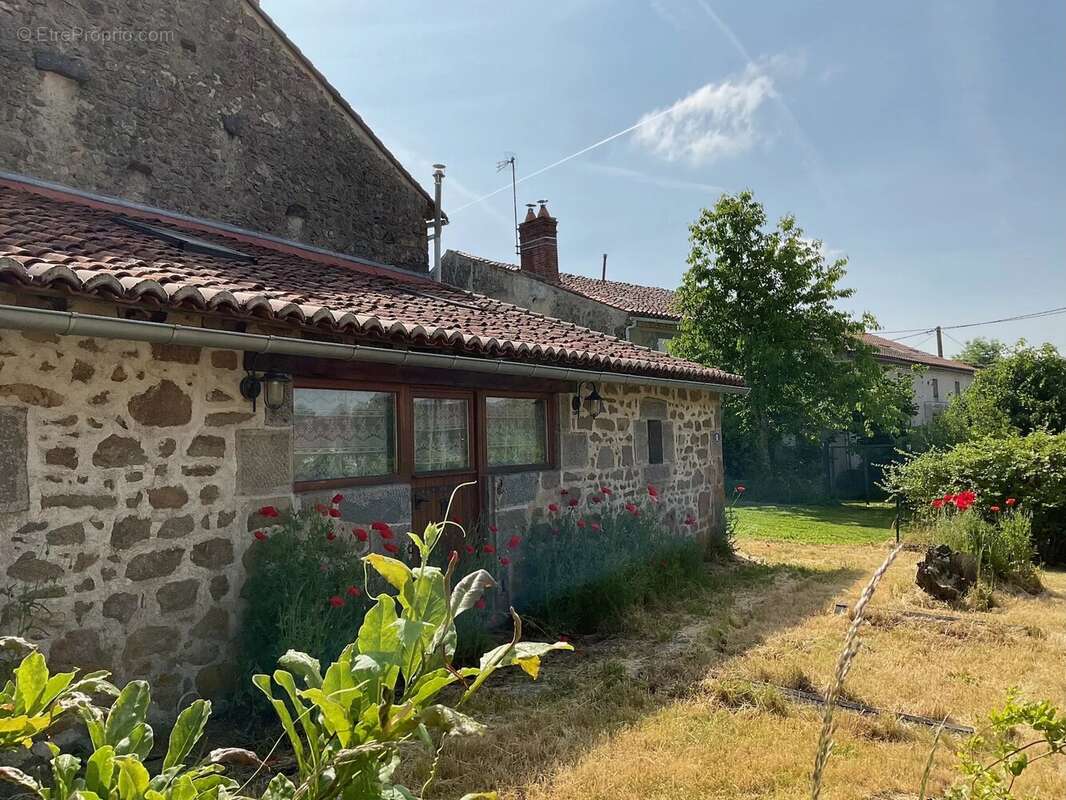 Maison à ORADOUR-SAINT-GENEST
