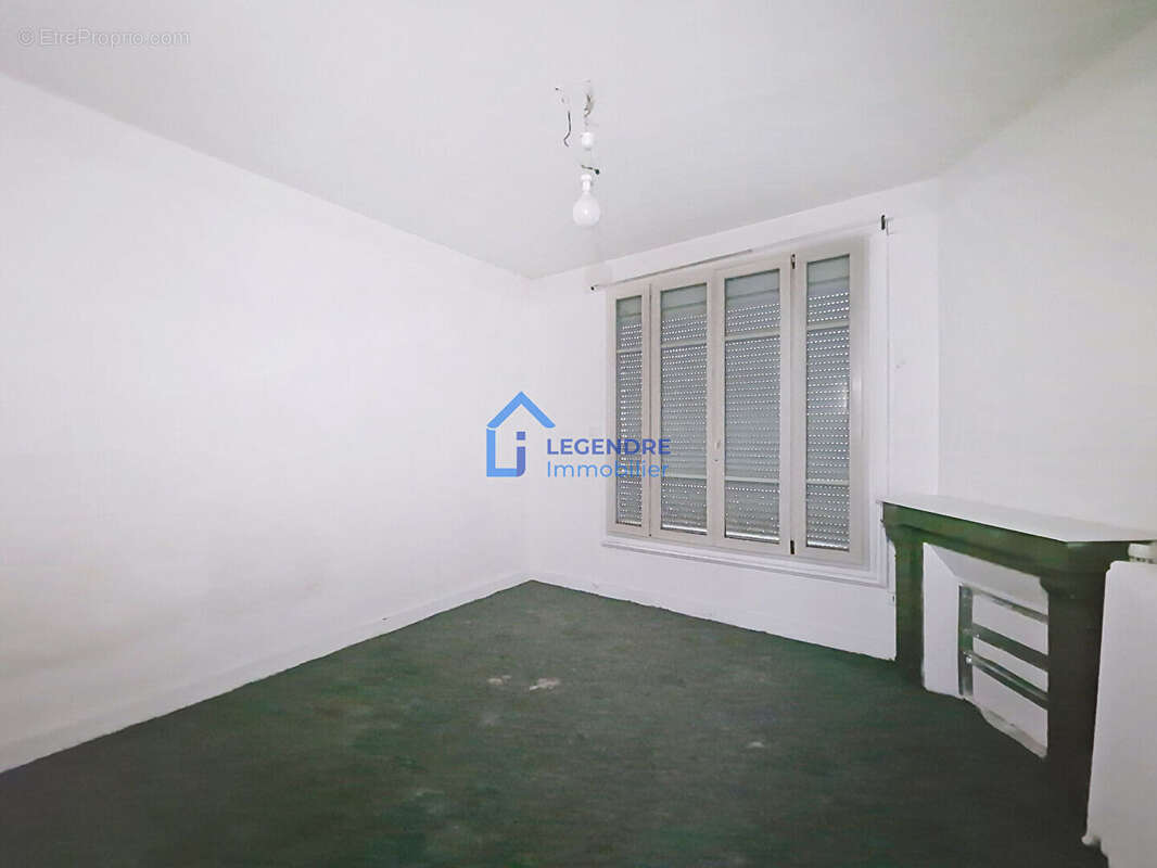 Maison à MONTIGNY-LES-CORMEILLES