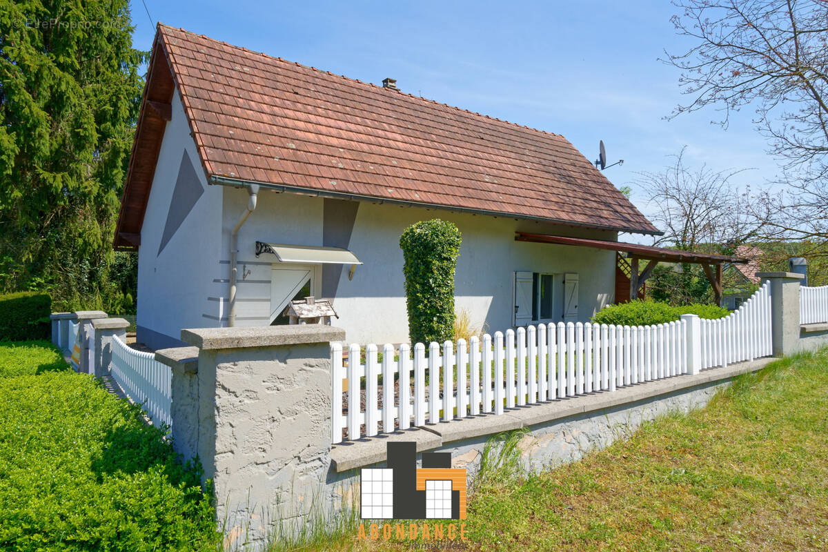 Maison à LOBSANN