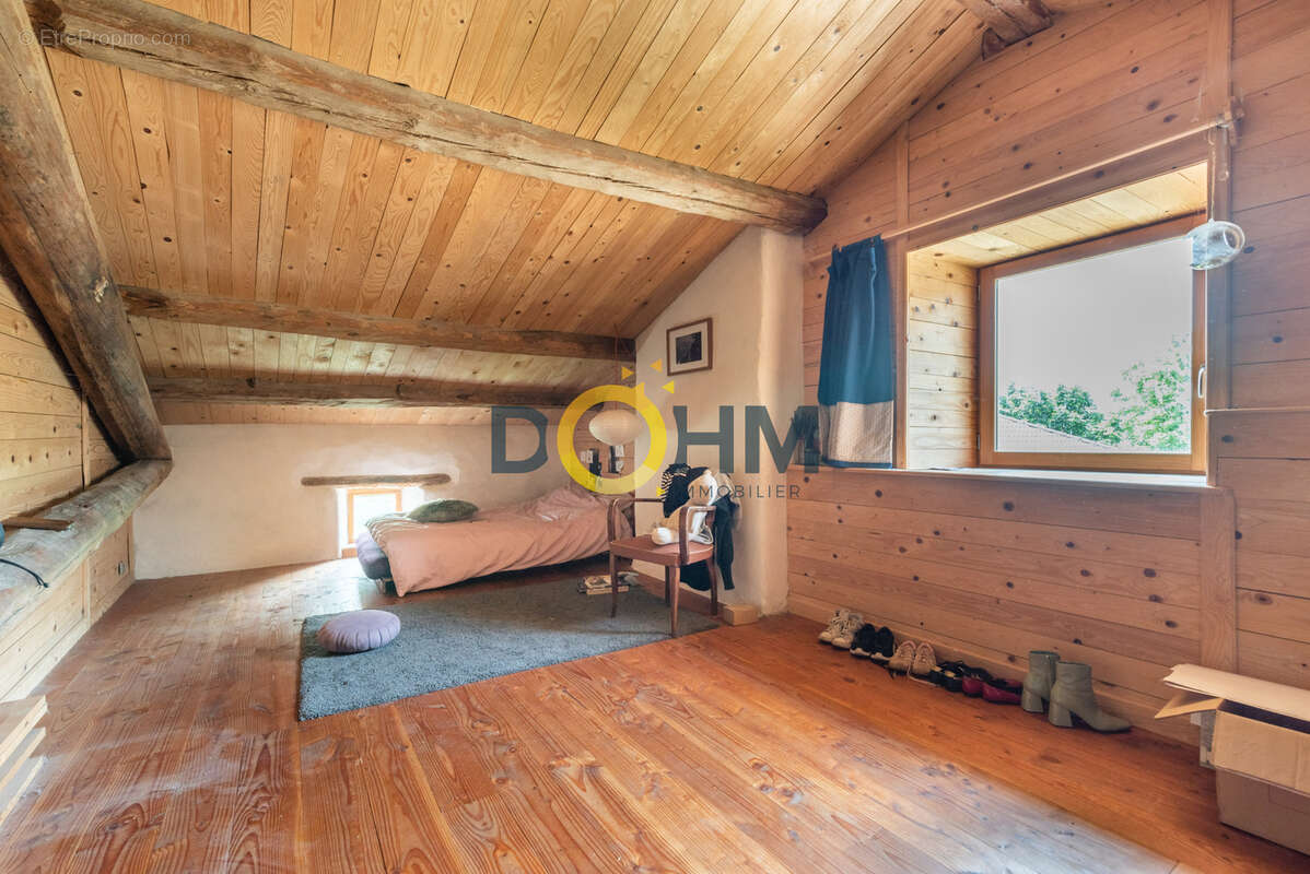 Charmante maison avec jardin arboré et dépendance - photo 11