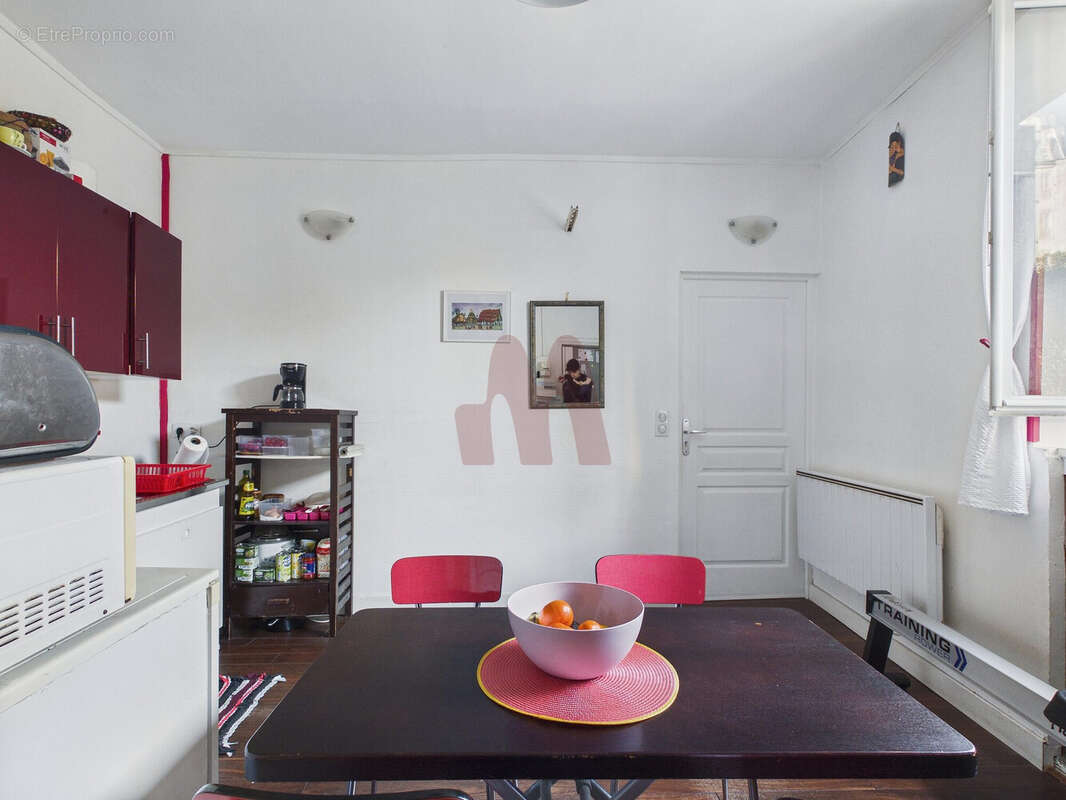 Appartement à PARIS-11E