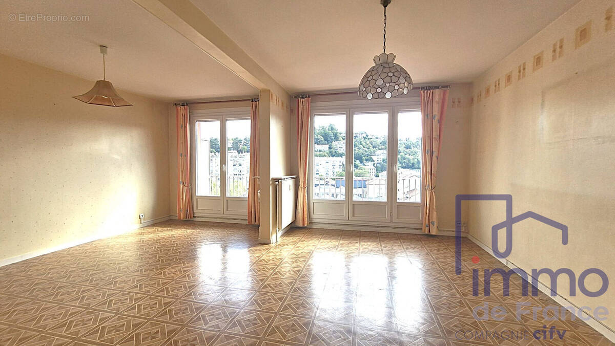 salon salm - Appartement à SAINT-ETIENNE