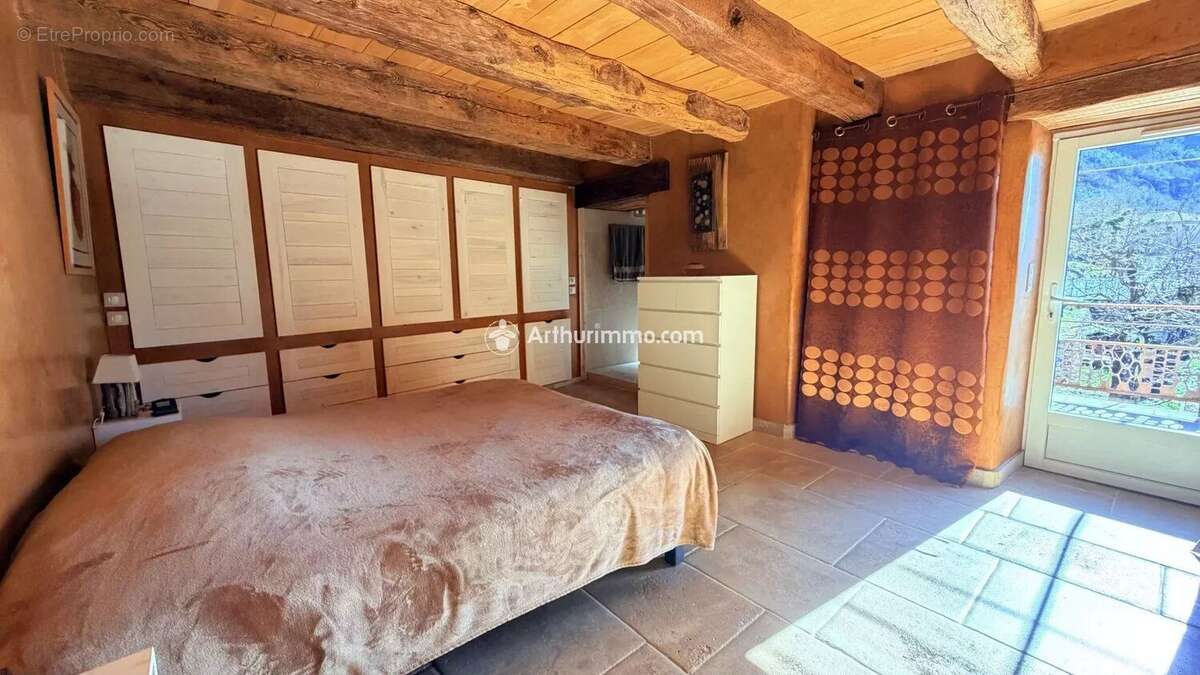 Maison à MILLAU
