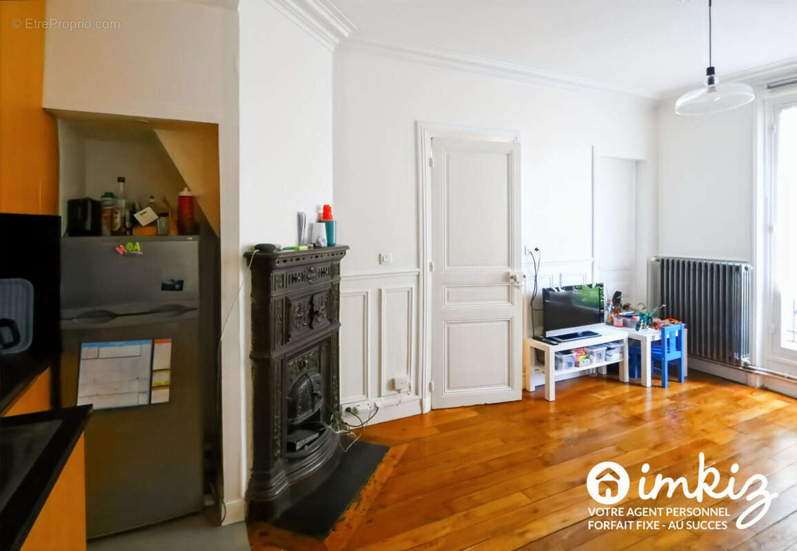 Appartement à PARIS-18E