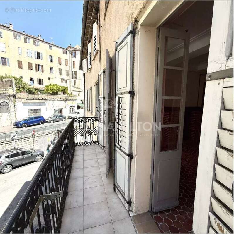 Appartement à GRASSE