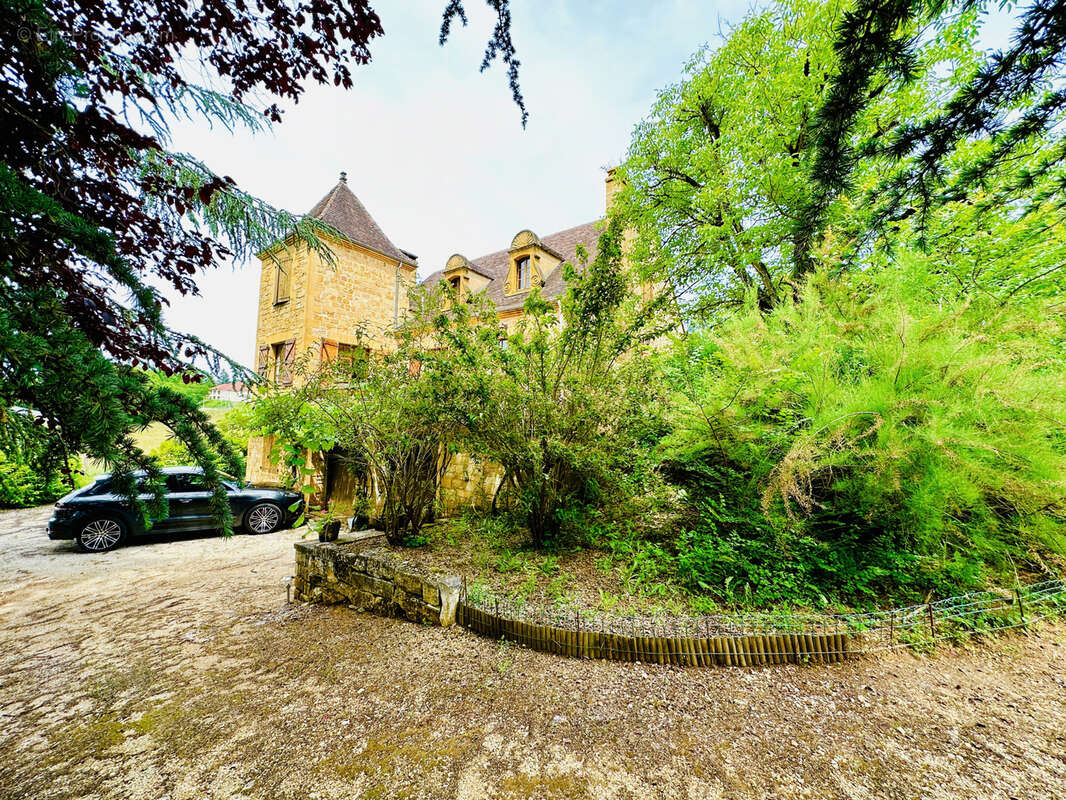 Maison à GOURDON