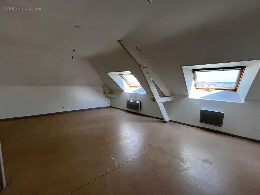 Epernay centre - immeuble - 8 logements - parking - photo 3