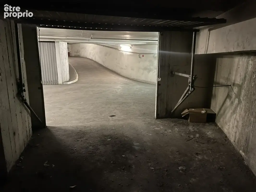 Parking à vendre à Paris-10e (75010) - photo 2
