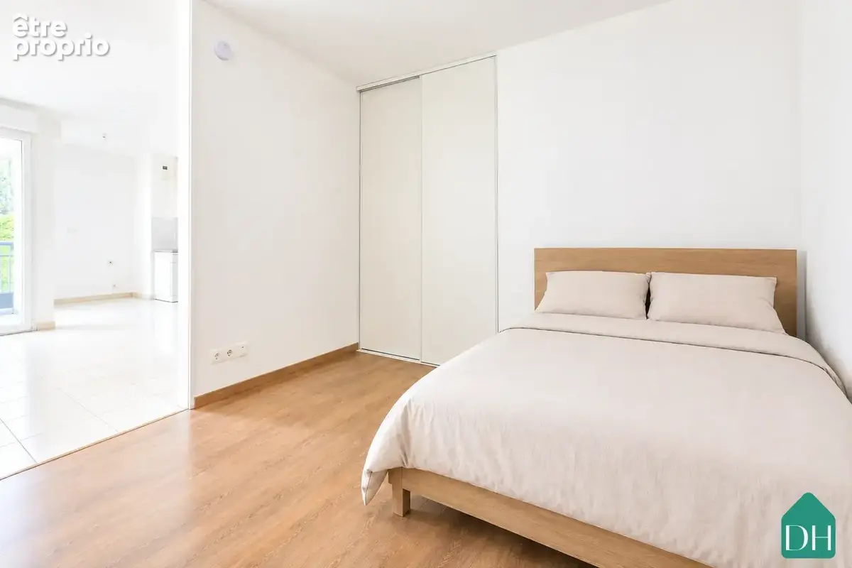 Appartement de type 1 bis + balcon + secteur parc de la Gaudinière- schuman - NANTES - photo 5