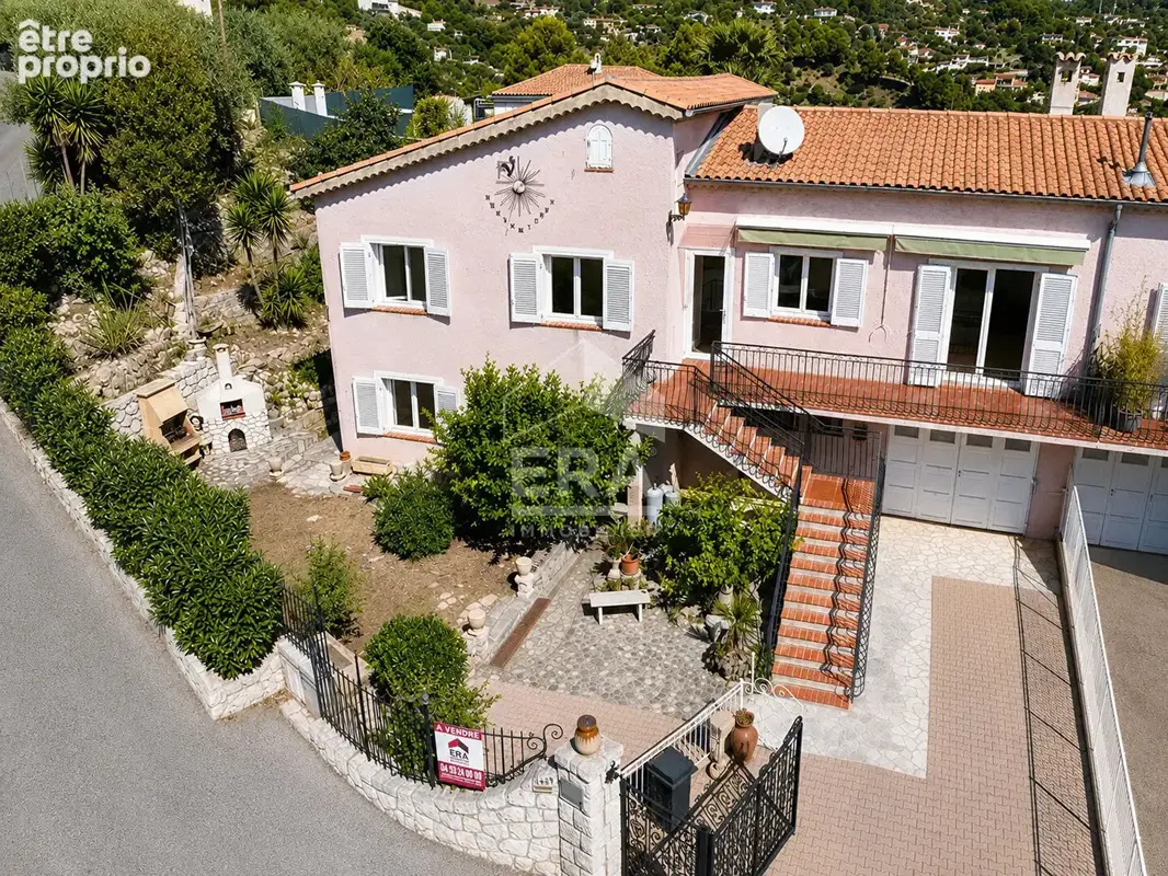 Maison à CARROS