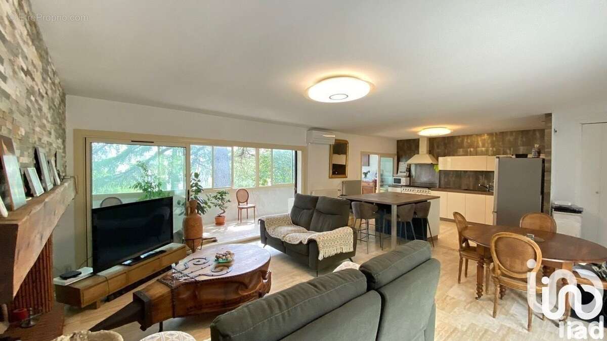 Photo 2 - Maison à NIMES