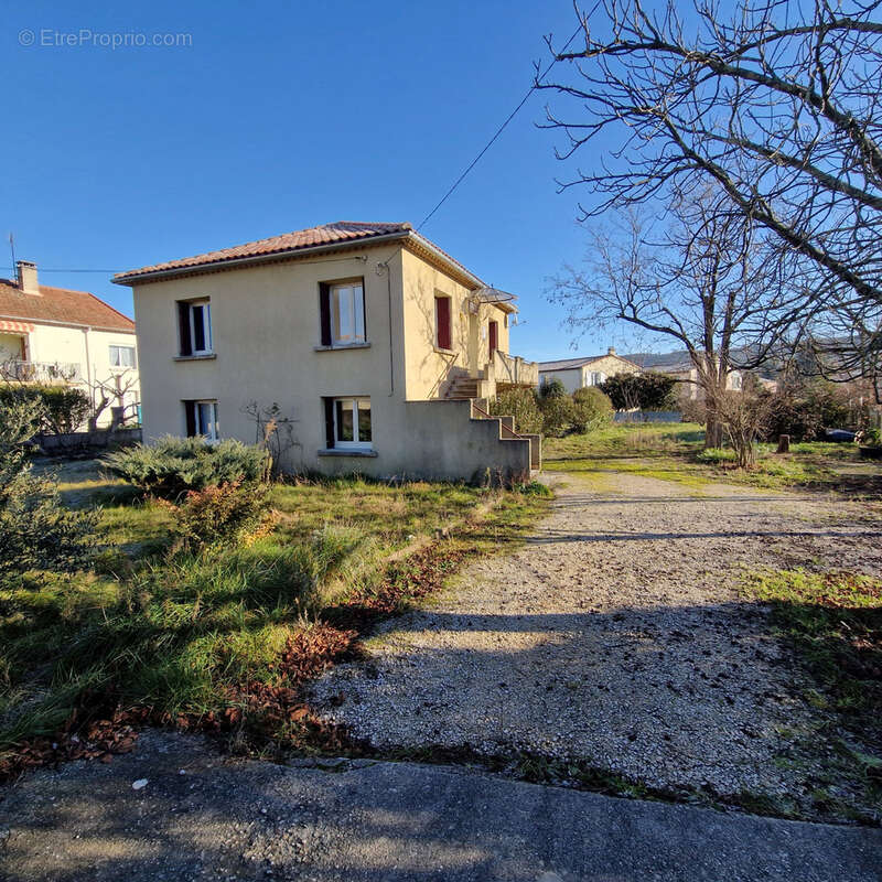 Maison à SAINT-MARTIN-DE-VALGALGUES