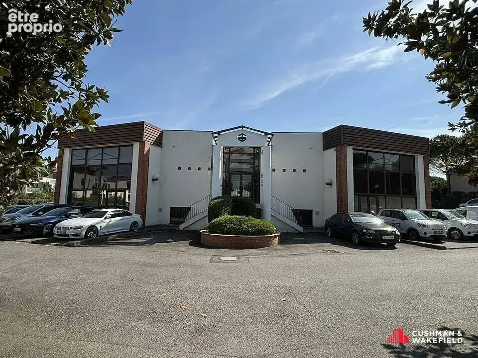 Photo Commerce à Balma au prix de 1 238 400€