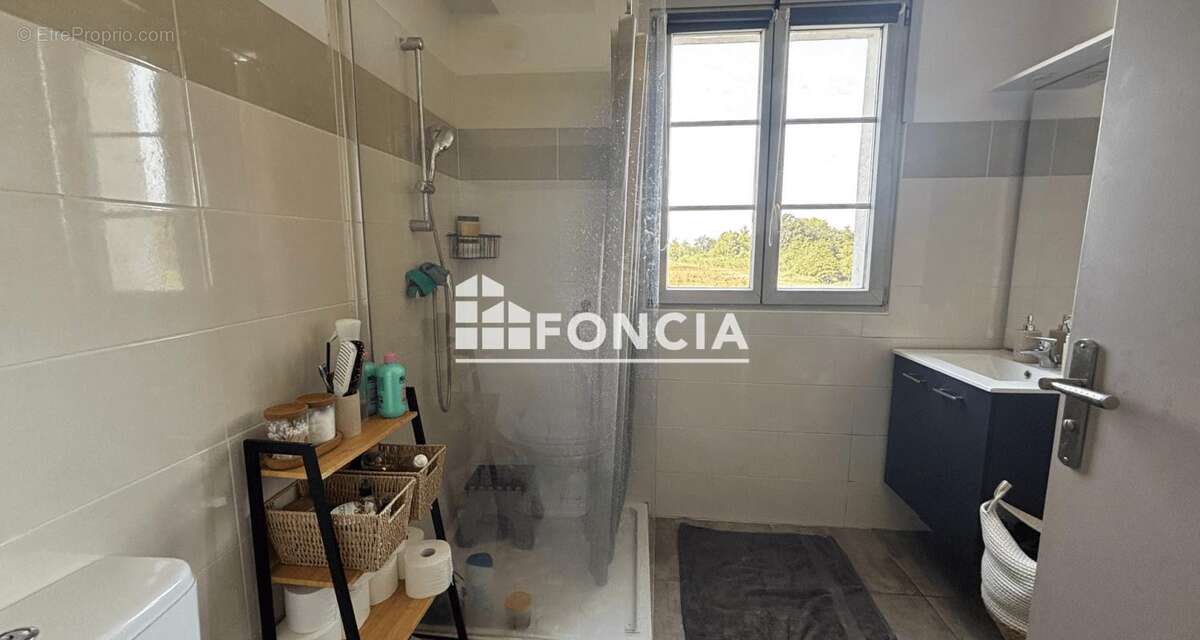 Appartement à LE PONTET