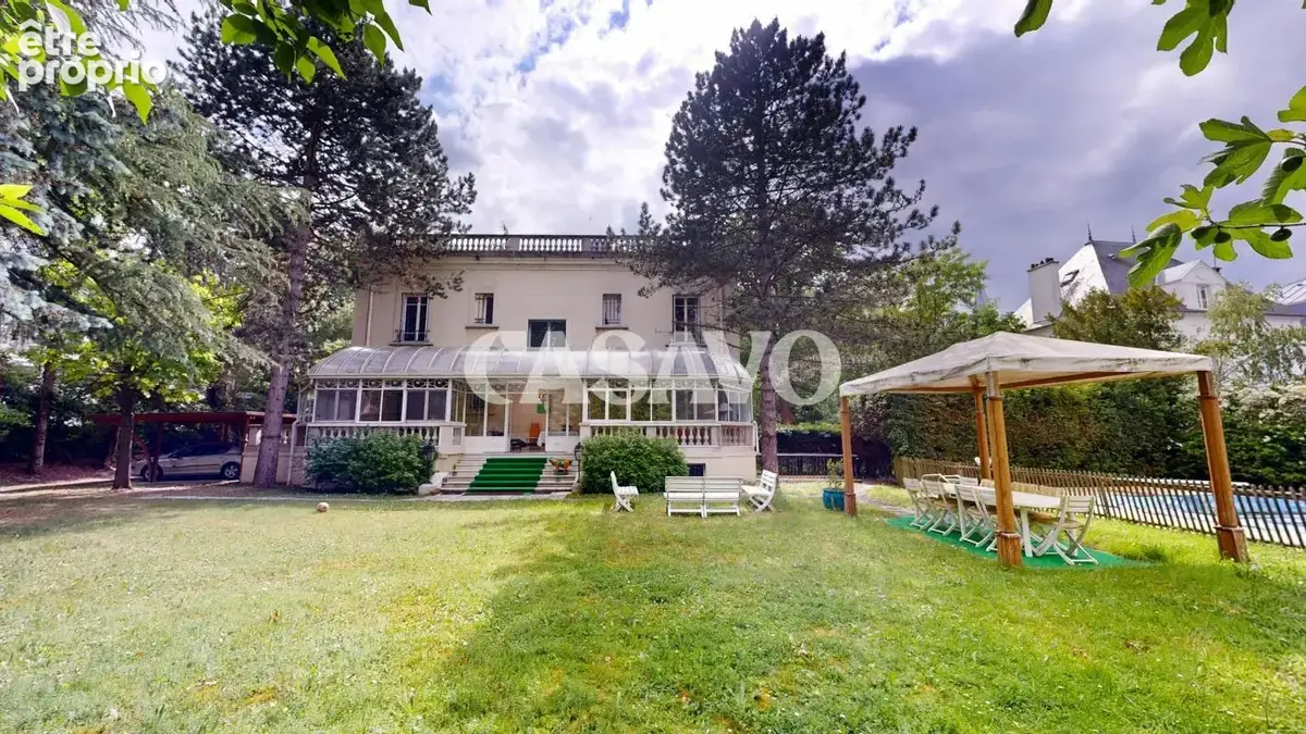 Vente Maison 15 pièces de 650m² - 94120 Fontenay-sous-Bois - photo 13