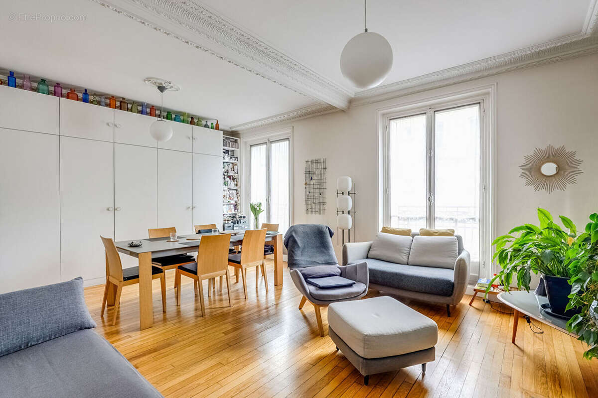 Appartement à PARIS-19E