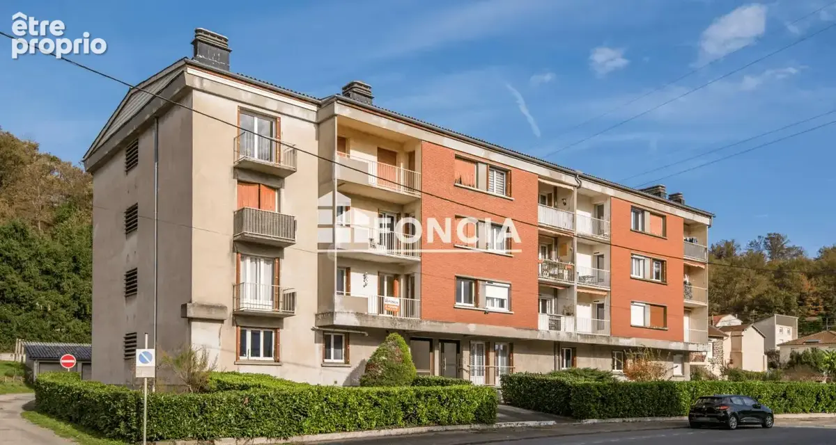 Un joli T2 dans une résidence de qualité à Decazeville - photo 7