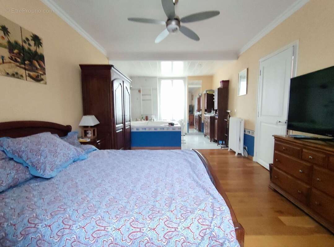 Maison à MONTLIGNON