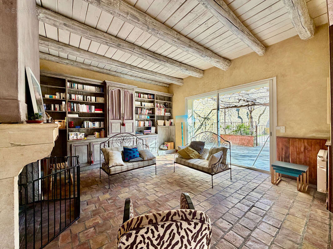 Maison à BAGNOLS-SUR-CEZE