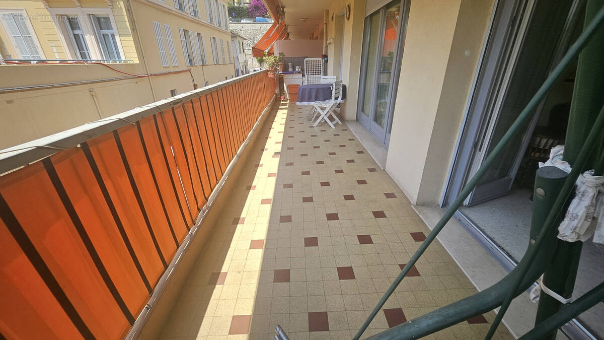 Appartement à MENTON