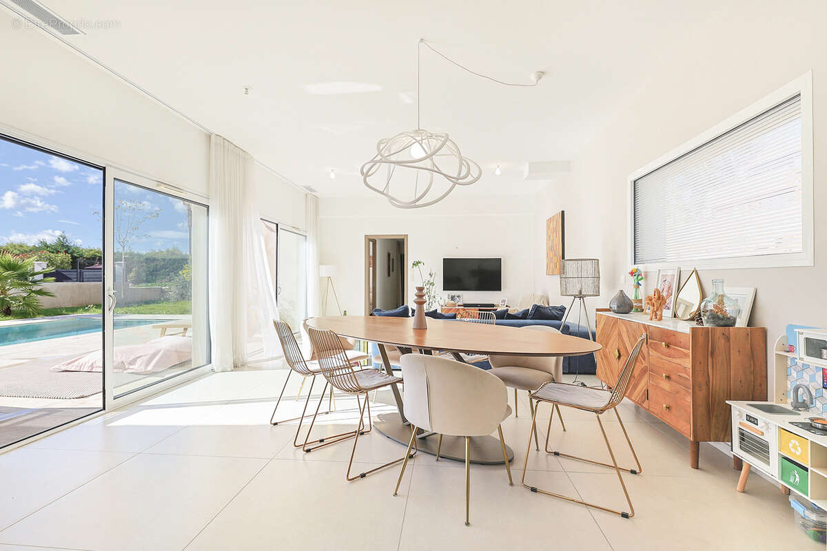 Maison à PIERREFEU-DU-VAR