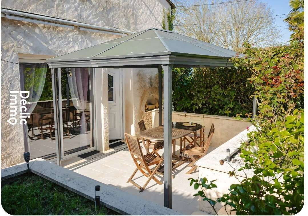 Maison à SAINT-NAZAIRE-SUR-CHARENTE