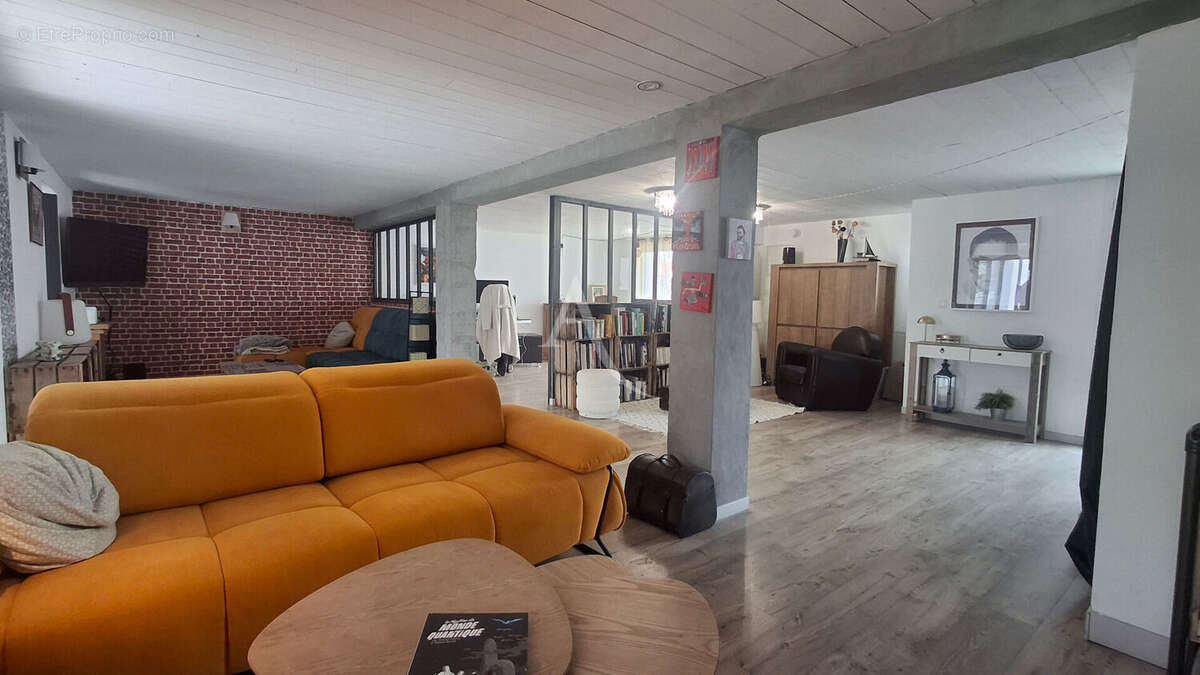 Maison à SAINT-XANDRE