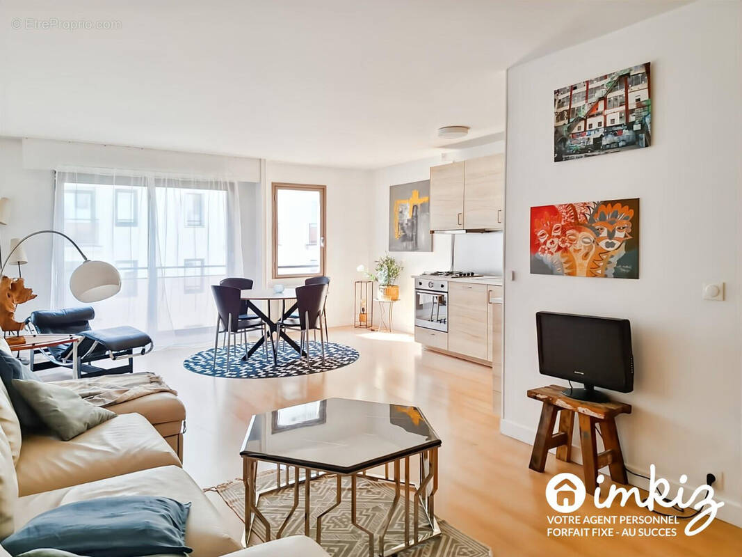 Appartement à PARIS-20E