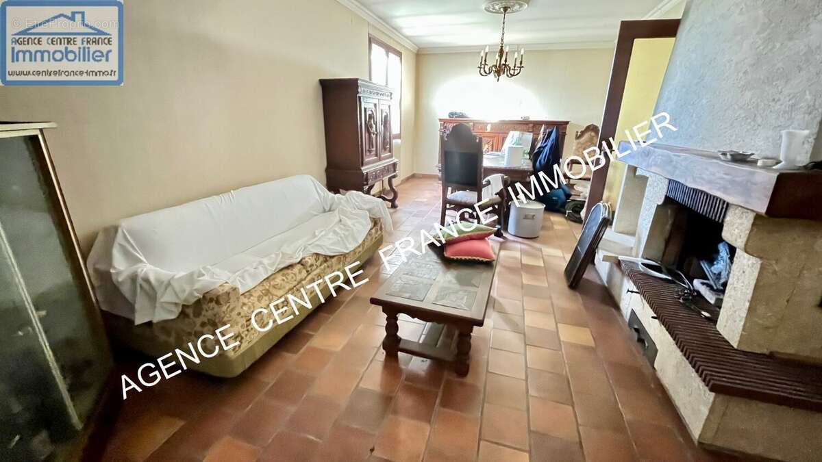 Maison à PRIMELLES