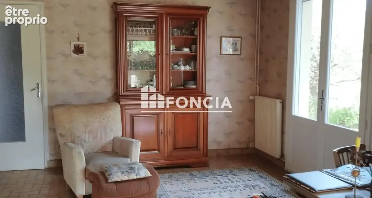 Plain pied  4 chambres proche centre ville - photo 4