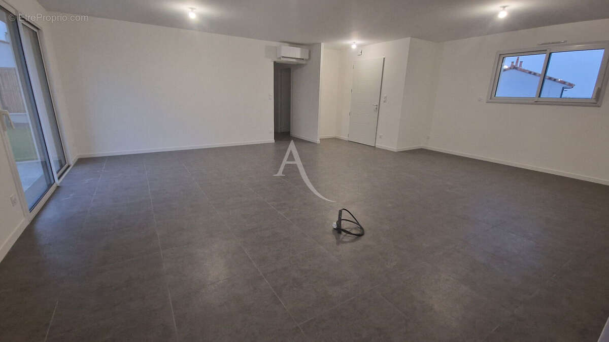 Maison à TALMONT-SAINT-HILAIRE