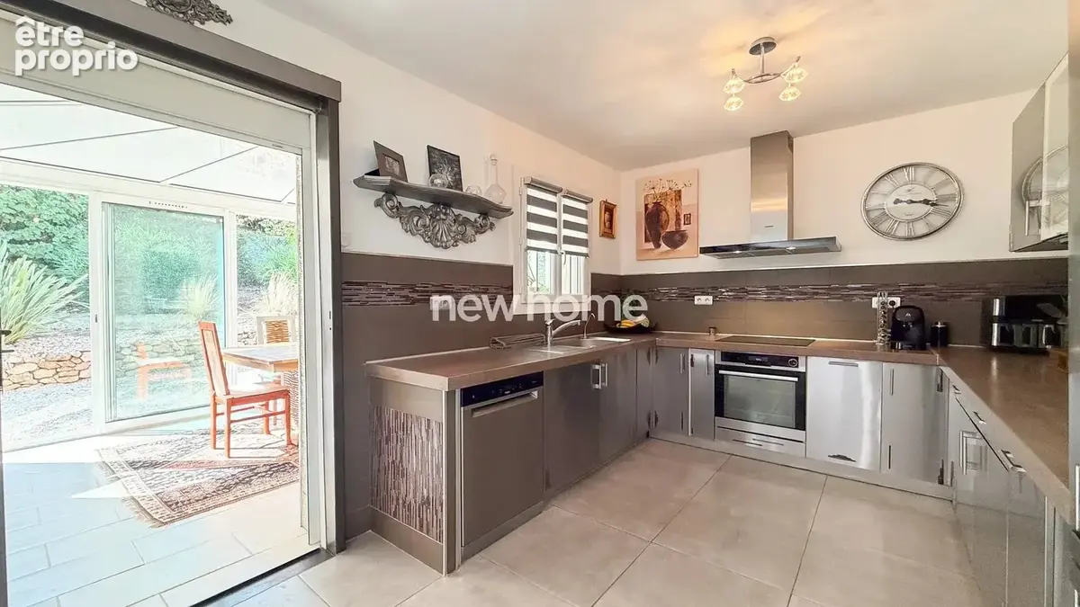 Maison provençale de charme 7 pieces avec piscine et t2 indépendant - photo 10