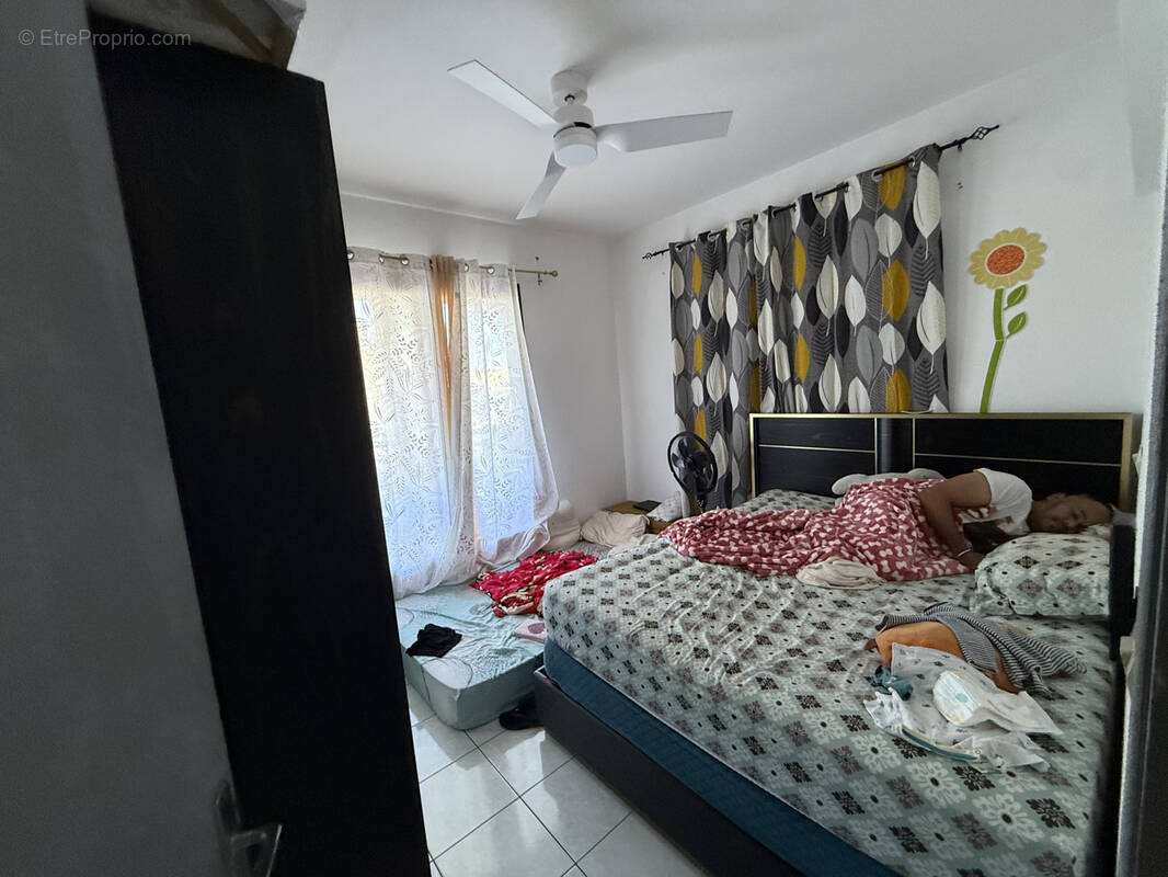 Appartement à SAINT-DENIS