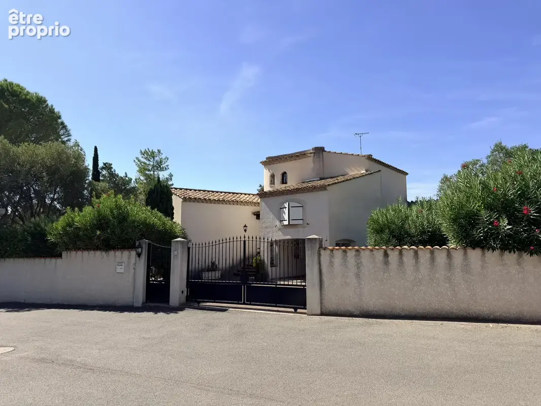 Caroline Bleuze Immobilier vous présente cette sup - photo 9