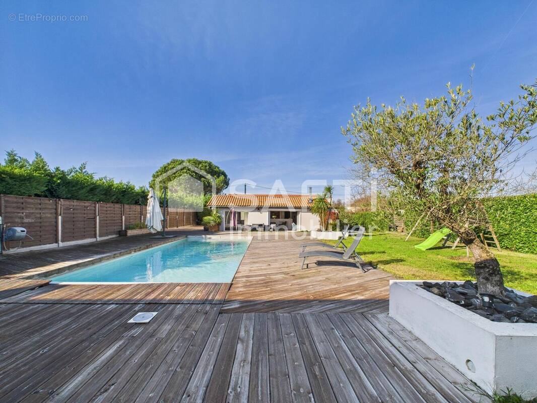 Photo 1 - Maison à EYSINES