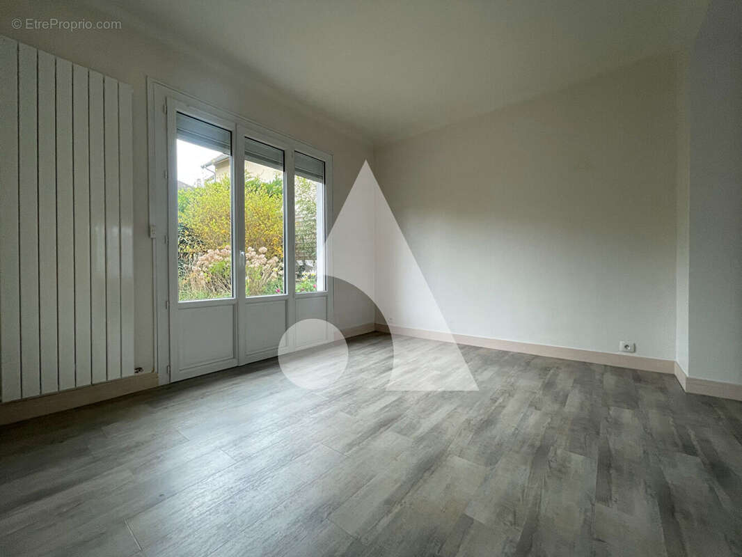 Maison à SUCY-EN-BRIE