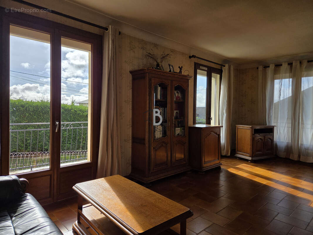 Maison à REQUISTA