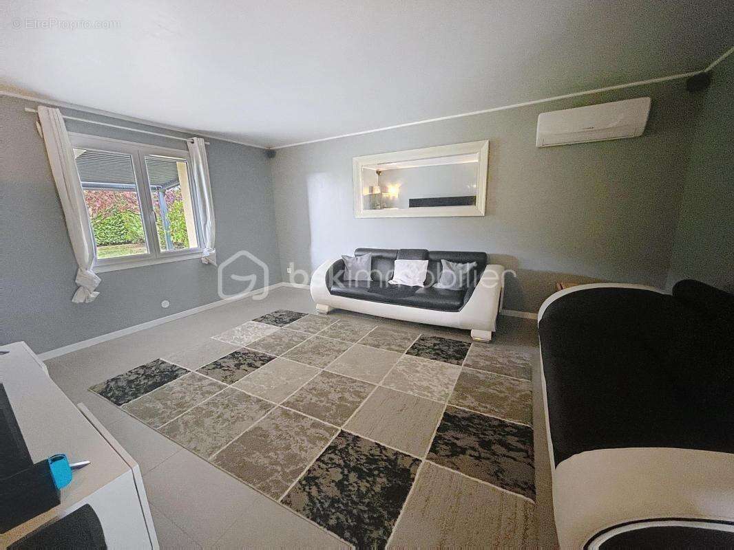 Maison à CHATEAU-LANDON